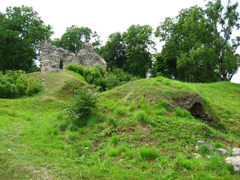 Lihula ordulinnus ja m�is