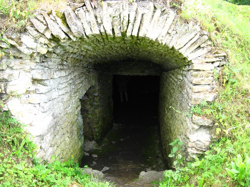 Lihula ordulinnus ja m�is